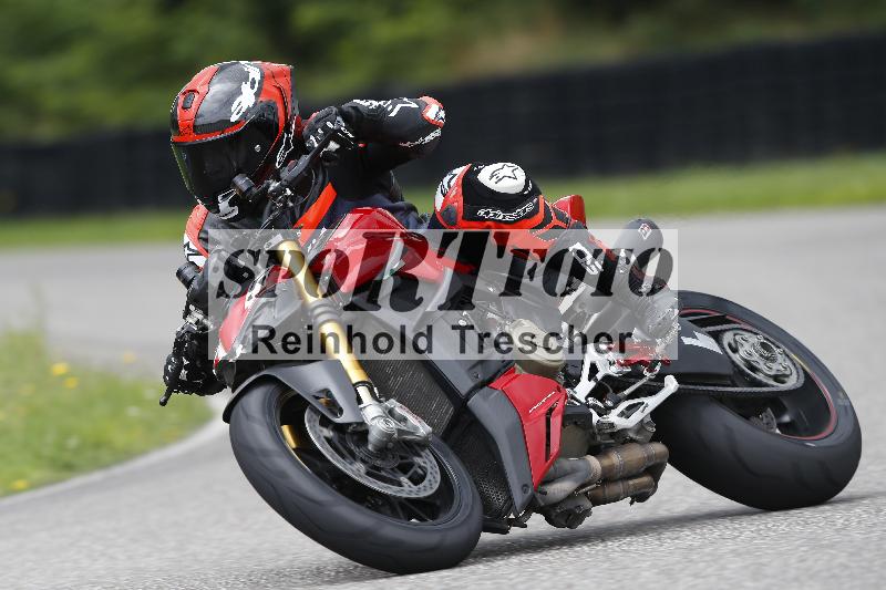 /37 28.07.2025 Dunlop Ride und Test Day ADR/Einsteiger gruen/25